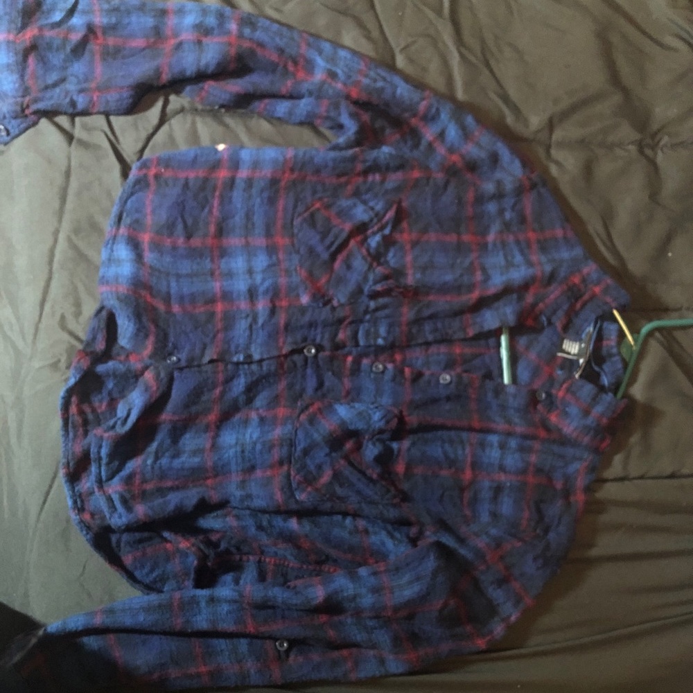 Long sleeves button up